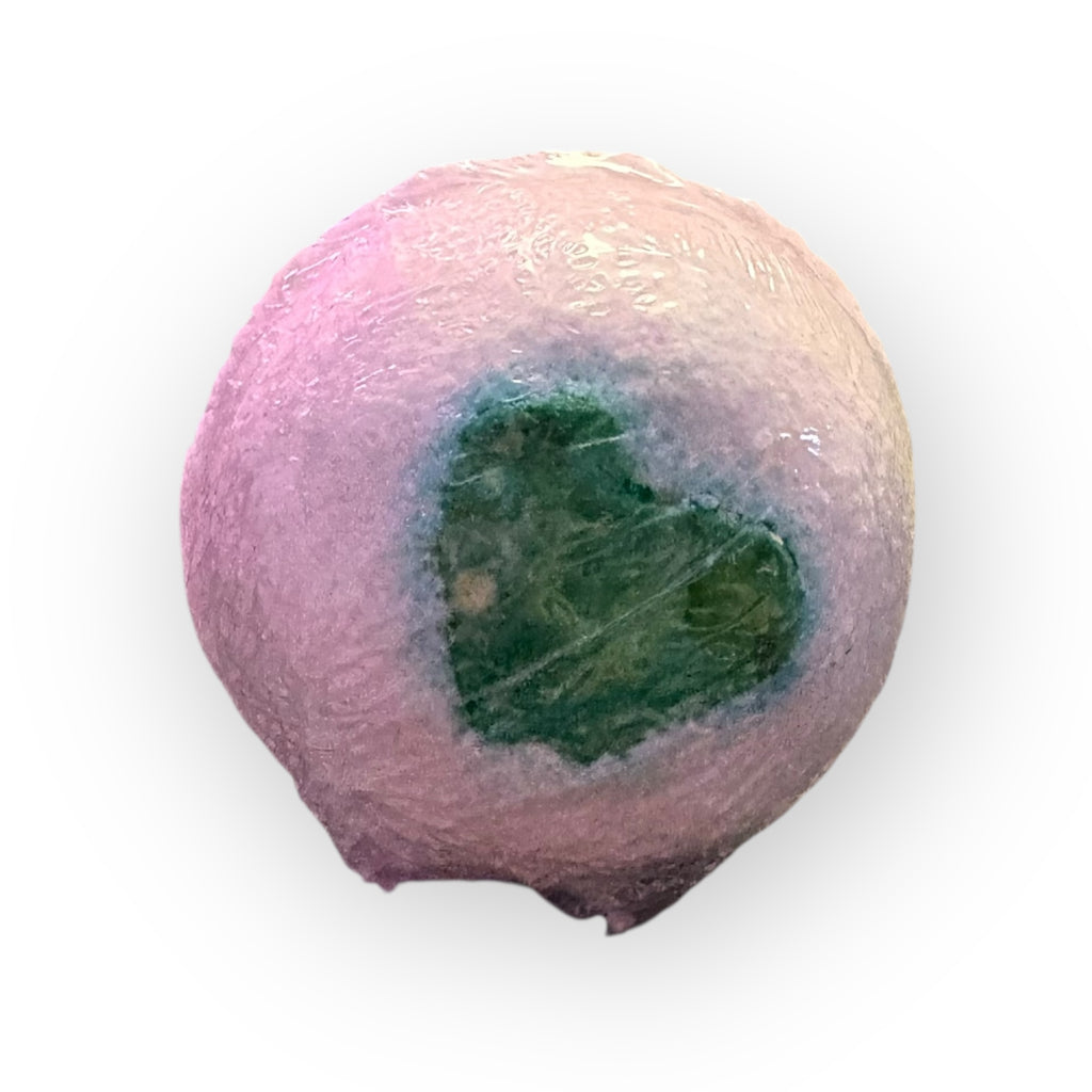 "The Snowman" Aromatherapy Bath Bomb