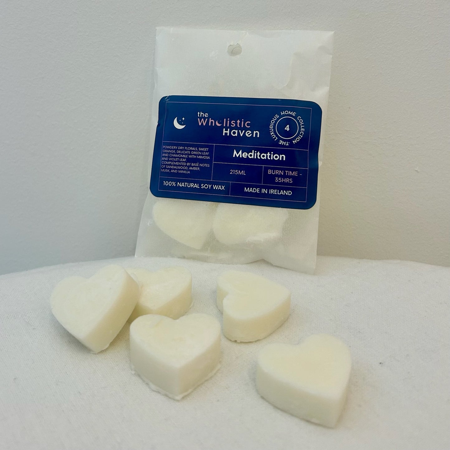 The Wholistic Haven Luxury Meditation Wax Melts. Sacred. Soft. Soul-Soothing. Sweet Orange • Chamomile • Violet Leaf • Sandalwood • Amber Musk • Vanilla
Hand-poured Soy Wax • Essential Oil Blend. 5 heart shaped wax melts