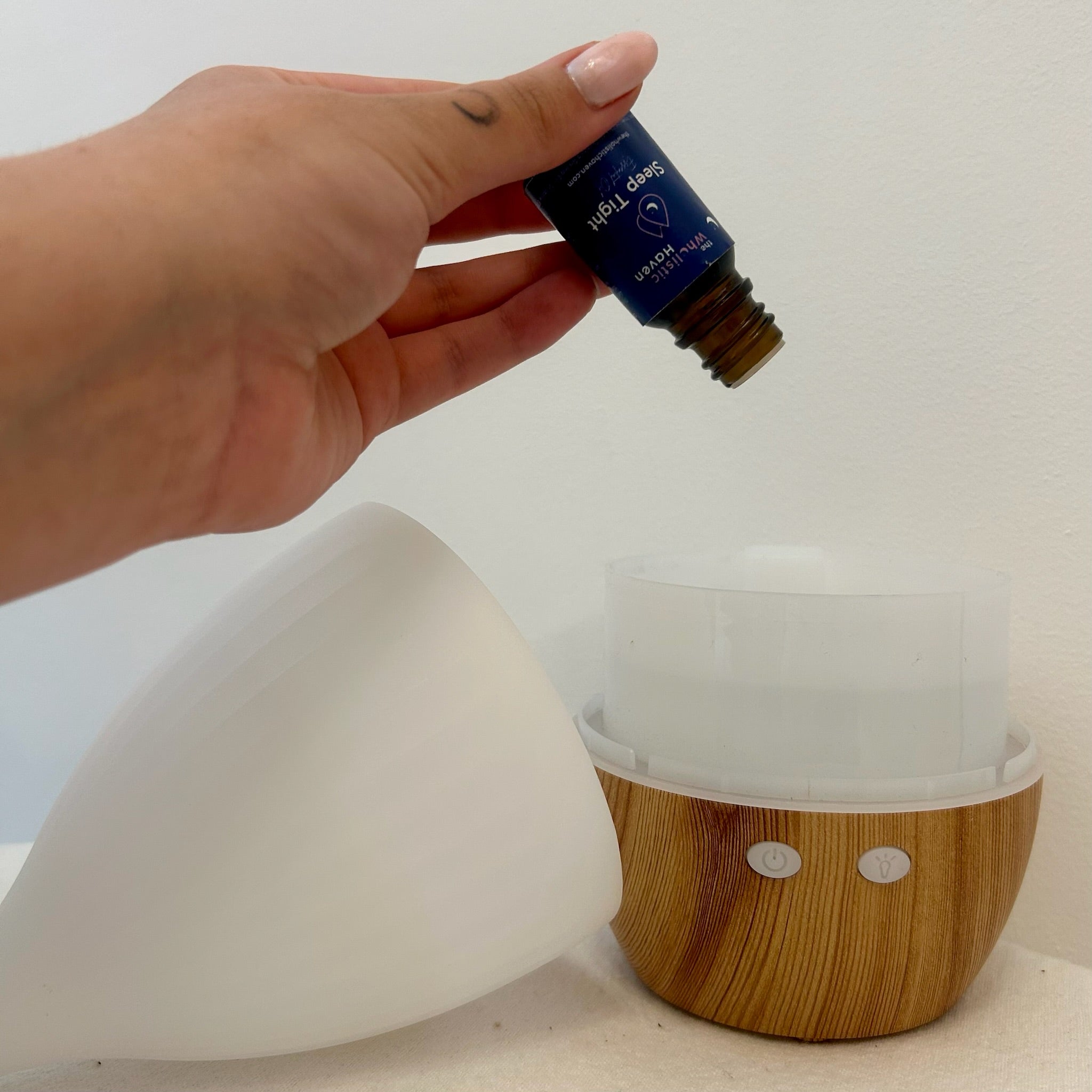 ESSENTIAL OIL DIFFUSER BLENDS, CAN BE USED IN DIFFUSERS, TOPICALLY APPLIED OR INFUSED WITH SOME CARRIER OILS TO MAKE THE PERFECT MASSAGE OIL. 7 DIFFERENT VARIETIES TO CHOOSE FROM. HANDMADE WITH 100% ESSENTIAL OILS
